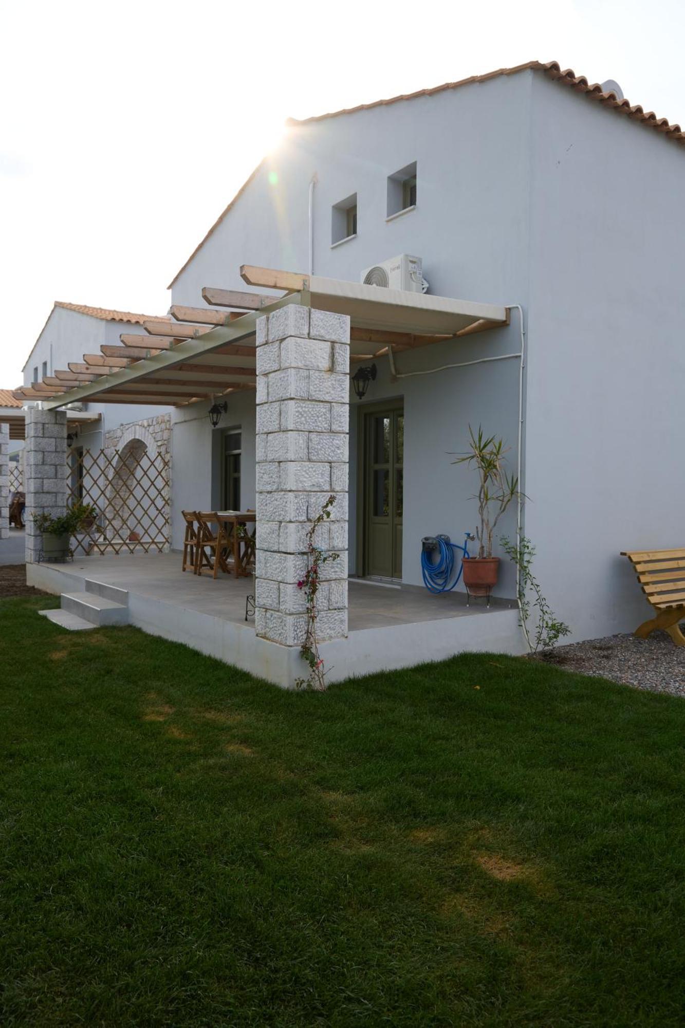La Familia Luxury Private Maisonettes Near The Sea Gytheio Dış mekan fotoğraf